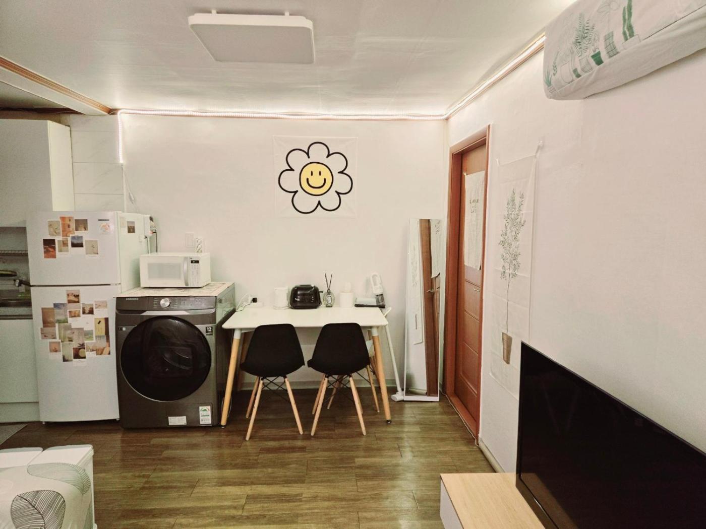 2-room Accommodation, 3 Minutes From Hoegi Station And Kyung Hee Seoul